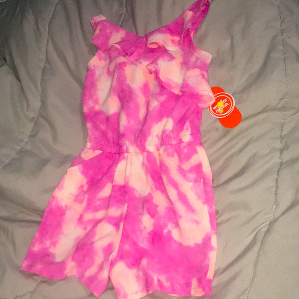 Girls romper 🌸